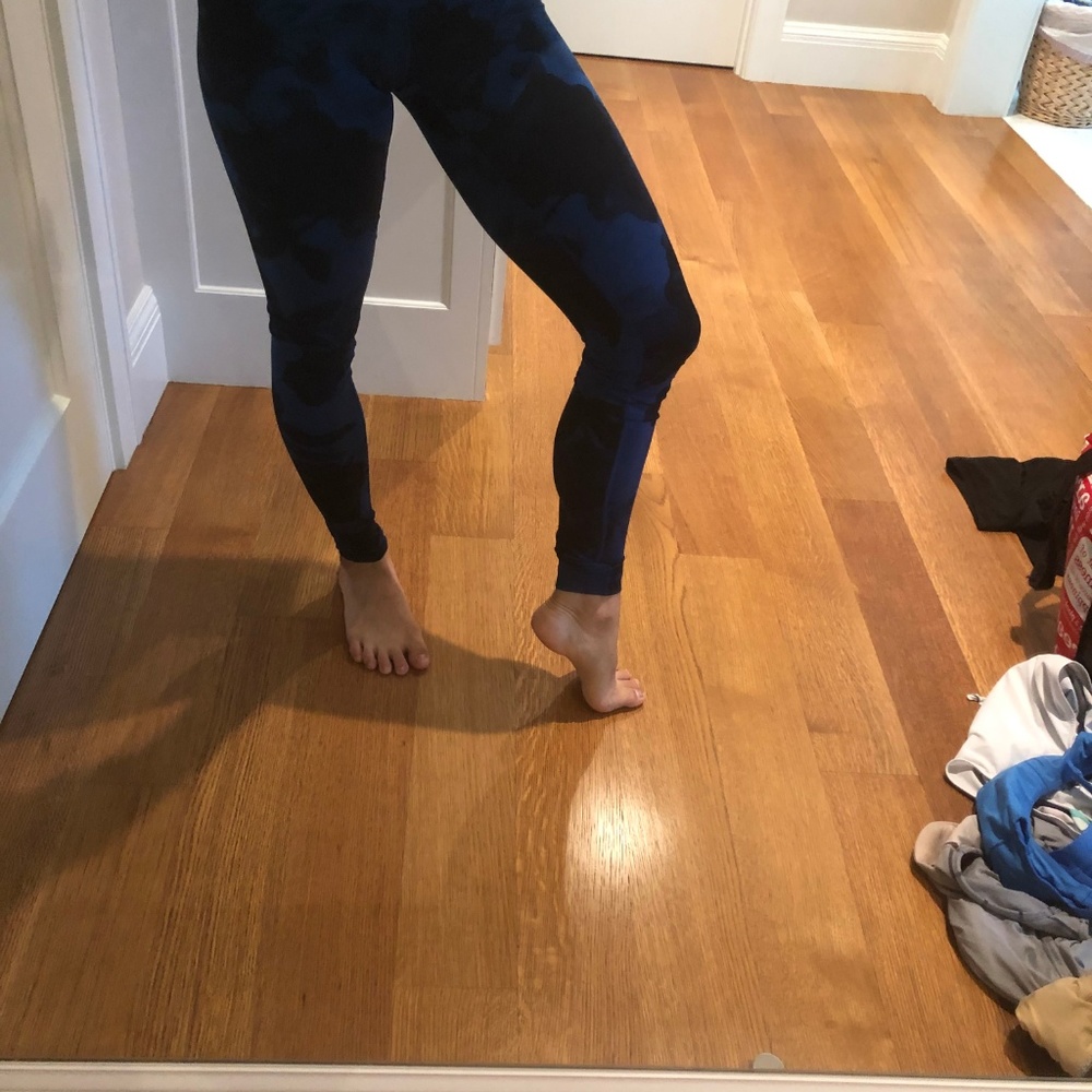 Lululemon Leggings | Floral Navy and Black Pattern - Picture 6 of 6